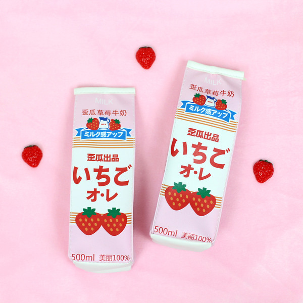 딸기 우유 필통